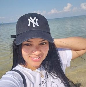 Meet your Posher, Chakira